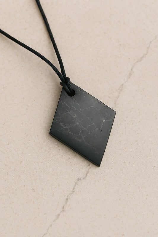 Ciondolo in Shungite Rombo